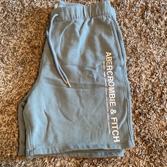 Abercrombie & Fitch Soft Fleece Shorts - Picture 3 of 4